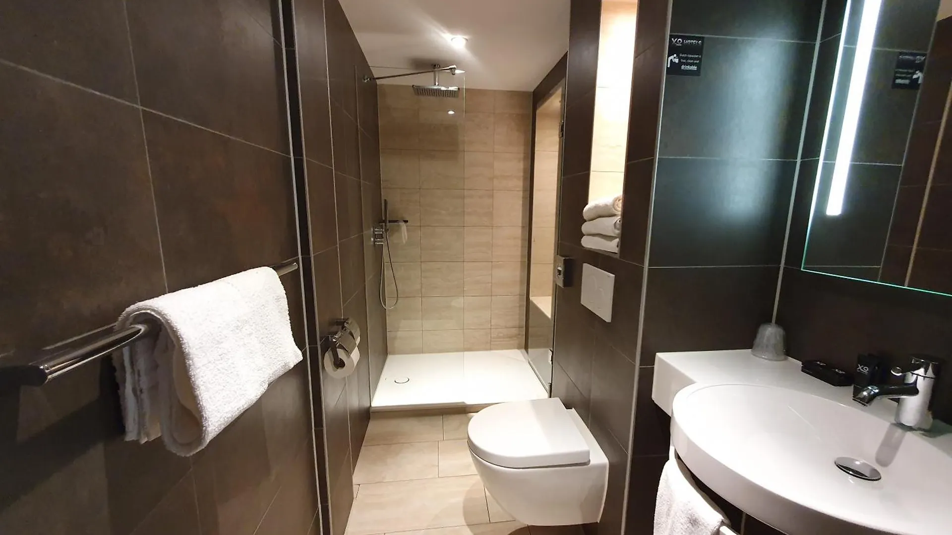 Xo Hotels Infinity Амстердам 3*,