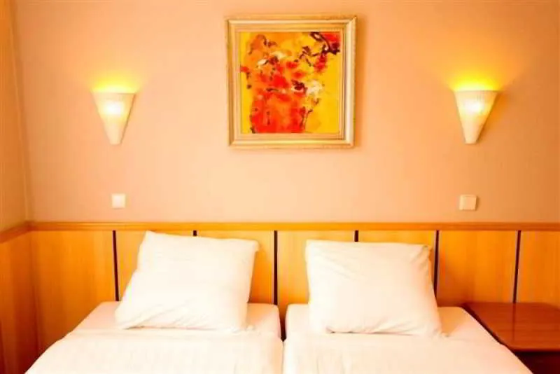 אמסטרדם Xo Hotels Infinity 3*,